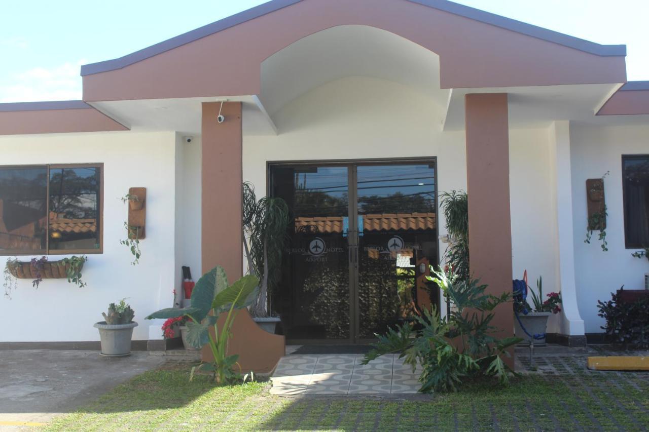 Berlor Airport Inn Rio Segundo Exterior photo